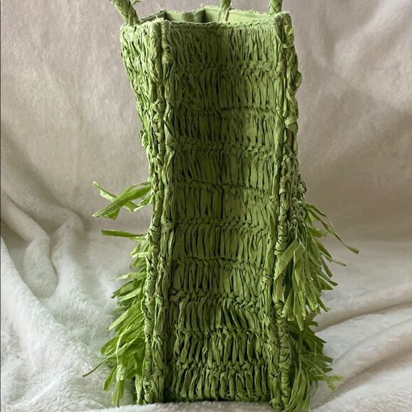 Green Woven Tote Bag made from paper green - Picture 2 of 6